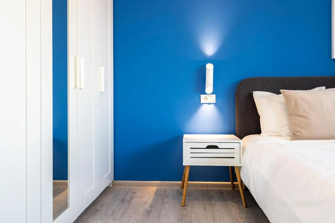 Blue Design Apartament In Magheru Bucharest Romania
